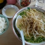 マツワキ食堂 - ラーメン+ご飯