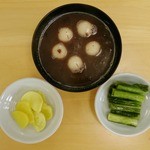 飯森スキーセンターレストラン - 「白玉ぜんざい」と無料で食べ放題の自家製野沢菜漬けと自家製たくあん