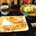 Marugame Seimen Nakatsu Ten - 竹輪とかけうどん！