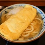 丸亀製麺 - だし玉肉うどん