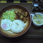 Shakin Hip Bar - ランチ　日替わり唐揚げプレート800円