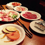 Genki Shichirin Yakiniku Gyushige Motoyawata Ten - ここから、食べ放題メニュー開始です。。。