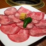 Yakiniku Ichibankan - 2014年5月　上塩タン×2人前【1380円×２】