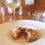 イタリアンダイニングカフェ　チィーボ - イベリコ豚のカルビコロッケ 280円！
            