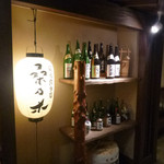 桑乃木 - 店内／日本酒が並ぶ