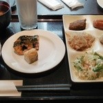 Bishoku Shuka Yumezen Himeji Ten - 朝食