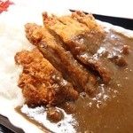 Castle - 2015年3月　カツカレー大盛り。クセになるのわかるような気が…