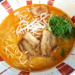 Hakata Men Ou Karatsu Ten - 赤ラーメン：590円