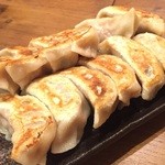 Nikujiru Gyoza no Dandadan Meidaimae Ten - ぎょうざ