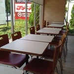 Kentucky Fried Chicken Kumegawa Ten - 店内(禁煙席)