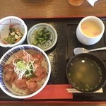 Shio no Oto - ゴマだれの漬け丼うまい！