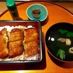 Ikedaya Sushi Kappo Ten Uno Shiten - 「上 うな重」2,700円。