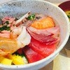 つきじde丼どん - 料理写真: