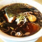 Manraku Hanten - 黒龍ラーメン800円