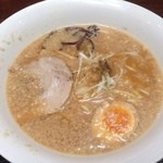 Gen - 濃コク豚骨醤油ラーメン