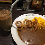 CoCo Ichiban Ya Yokohama Eki Nishiguchi Ten - ハーフポークいかカレー ＋ スクランブルエッグ