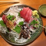 Kinome Sushi - 造り盛り合わせ（まぐろ、かつお、こち、あじ、とり貝）