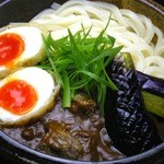 美の庵 - 料理写真:大人気！牛すじカレーうどん