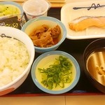 松屋 - 焼鮭定食＋納豆