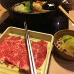 Shabu Shabu On Yasai Hamamatsu Yugyoku Ten - 牛かたしゃぶ