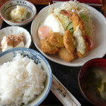 Phoenix Restaurant - 大エビ盛り合わせ定食　８００円