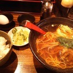 梅吉 - 醤油ラーメン700円+Aセット（+卵かけご飯+お新香）100円