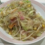 リンガーハット - 皿うどんが食べたくなって野菜たっぷり皿うどんを注文！
            いやたっぷりすぎ！