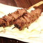 Sumibi Yakitori Shogun - 広島の焼肉屋の定番の「コウネ」を串に刺した、外はカリっと中はジューシーな将軍でしか味わえない一品！