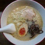 Ramen Akiba Ya - とんこつラーメン(650円)