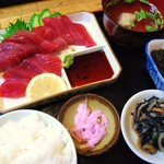 Sengyo Motobu Sashimi Tei - さしみ定食（鰹）