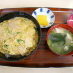 Aioi Shokudo - 親子丼（750円）