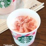 STARBUCKS COFFEE Oita Daido Baipasu Ten - 春ドリンク「サクラブロッサム＆ストロベリーラテ」を試飲。