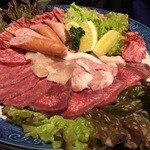 Yakiniku Honpo - 焼肉盛り合わせ