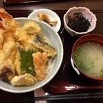 Hana Yui - 天丼