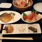 Izakku Aya - ある日のおまかせ料理