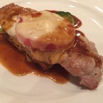 Restaurant Angelina - 豚肉ソテートマトチーズ焼き