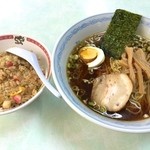 千鳥 - ラーメンミニチャーハンセット 850円