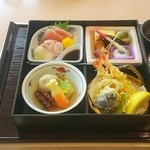 Okura Cafe & Restaurant Medico - 季節の松花堂弁当