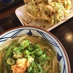 Marugame Seimen Nakatsu Ten - かけうどん冷と竹輪かき揚げ^_^