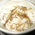 Shokusai Hina - 「じゃこ飯」自家製の味付けじゃこをサックリ混ぜています。