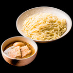 Ryo Ka Nihama Ten - 塩味玉つけ麺　890円（税別）