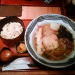 Osaka Hannari Udon Suminodo Ten - はんなりおうどん定食