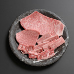 Awaji Kuroge Wagyu Yakiniku Sanrakuen Hon Ten - 