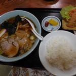 三楽 - ラーメン定食