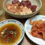 立ち呑処　ゆう - 平成28年8月20日焼肉セット1,100円税込。