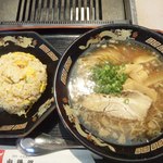 Yakiniku Oshokujidokoro Sanyoji - ラーメン＆焼飯698円