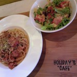 HOLIDAY'S CAFE - 