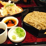 Tsuru Kian - 天盛り蕎麦　1300円　大盛りは+200円