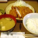 Tonkatsu Tonton - 特ロースかつ