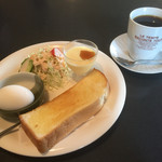 ANICE - ブレンドコーヒー380円とモーニング